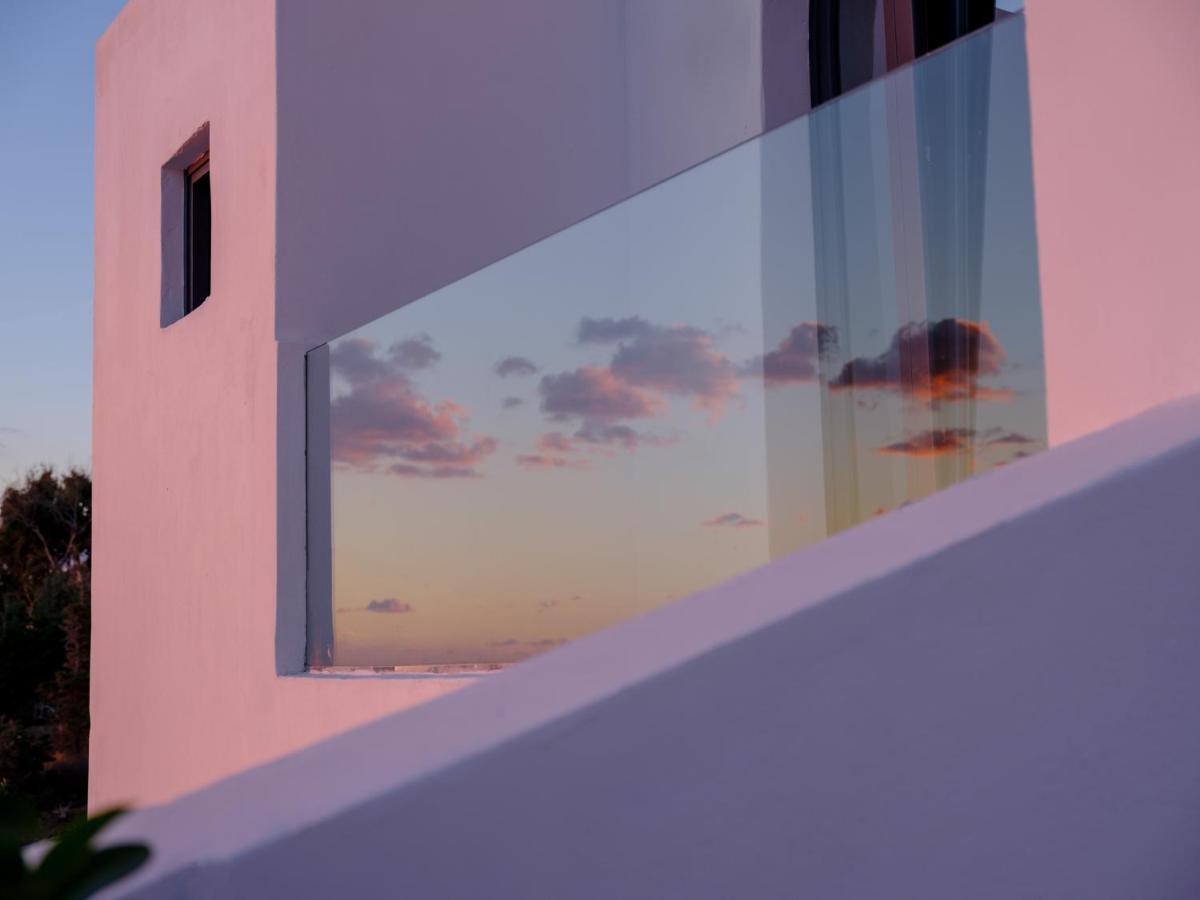 Lf Suites & Villas Imerovígli Eksteriør bilde